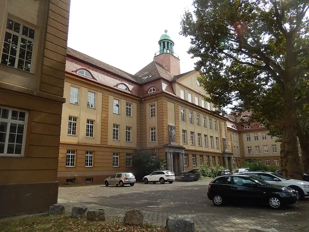 Schulen und Gymnasien in Ludwigsburg